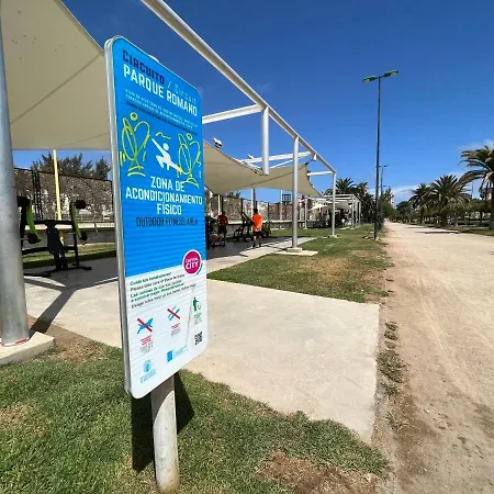 Parque Jardin דירה *